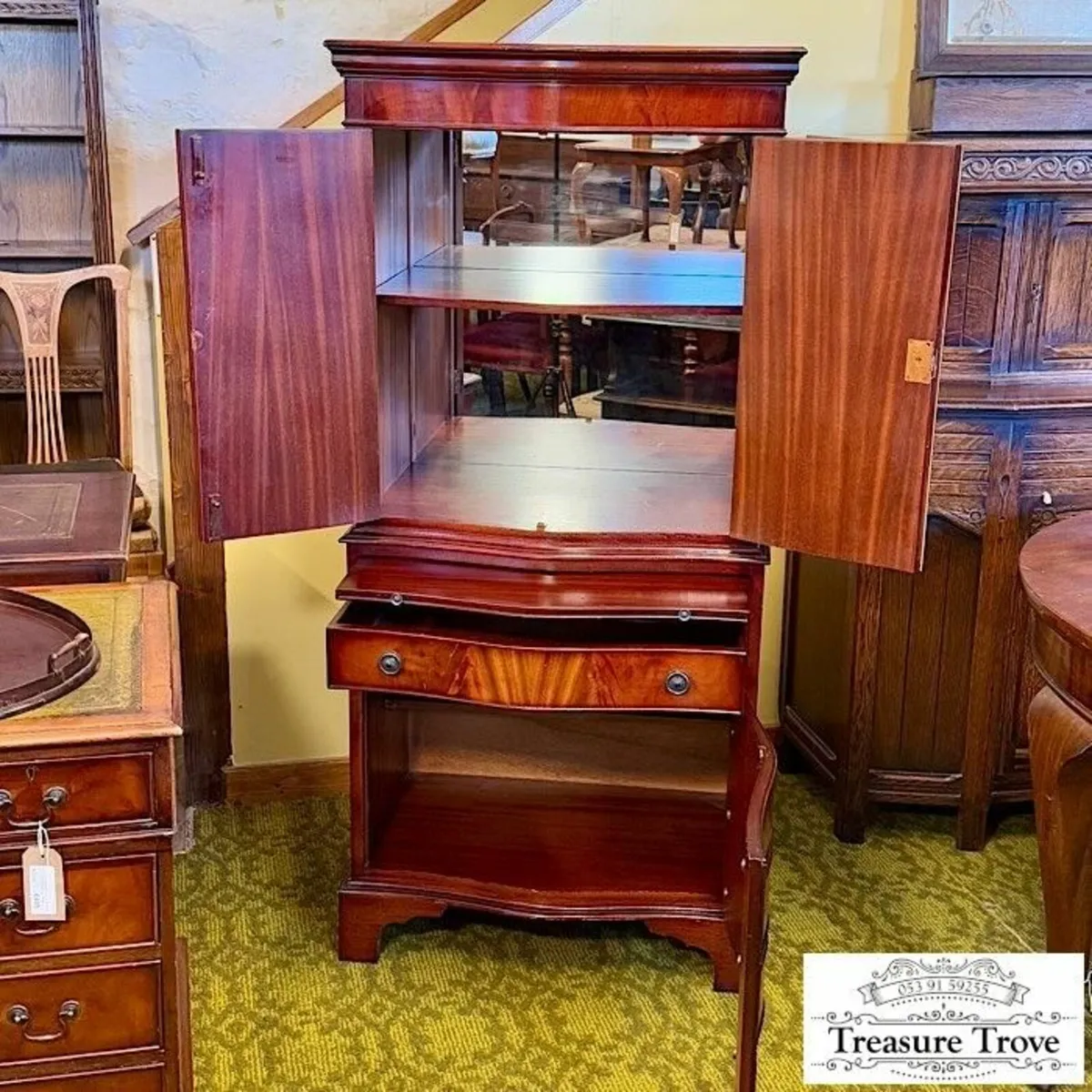Vintage Cocktail Cabinet and Hostess Trolleys - Image 2