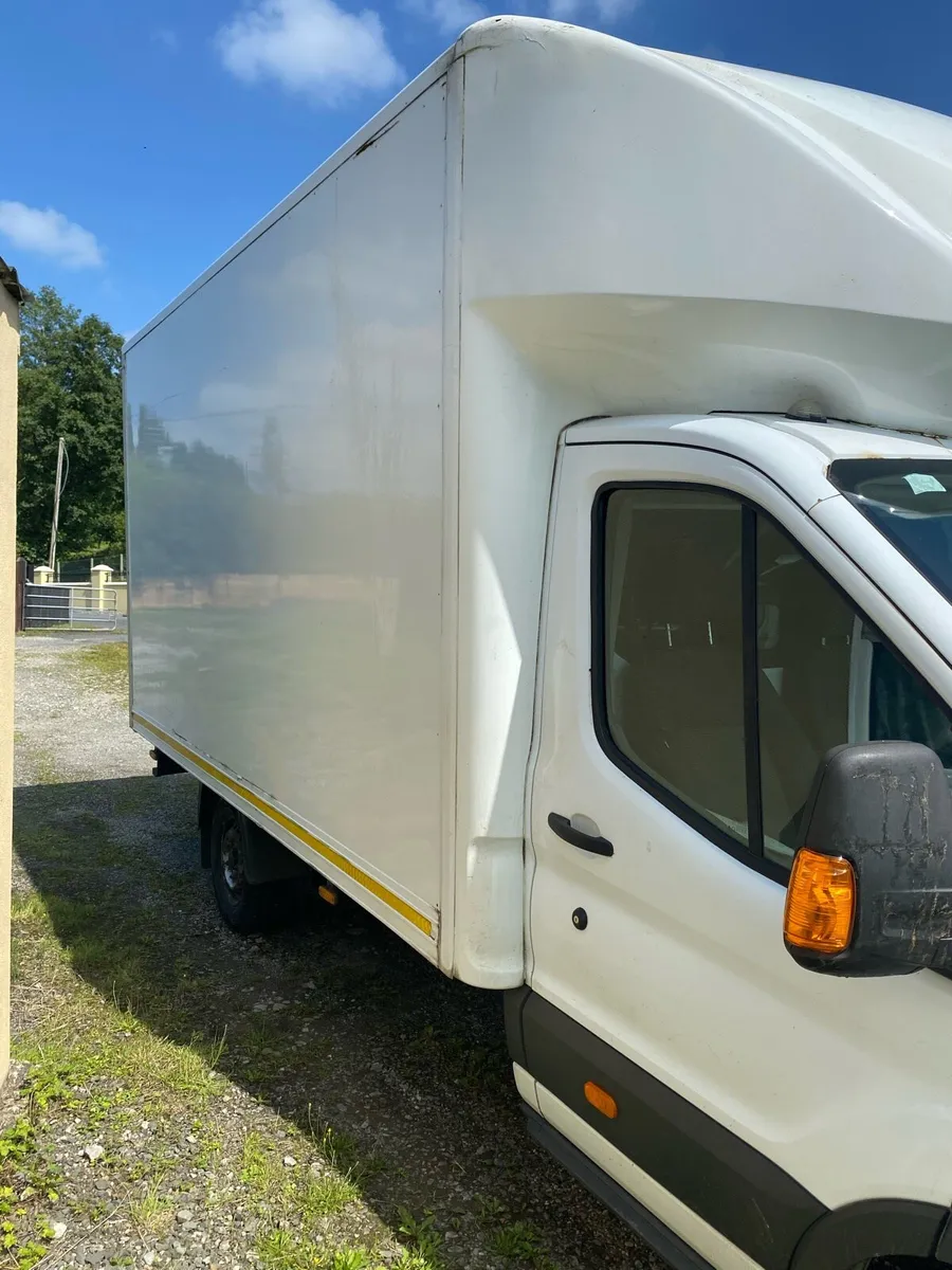 Ford Transit Luton Box Van - Image 3