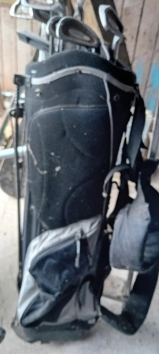 Golf clubs, bag, trolley, balls and tees - Image 3