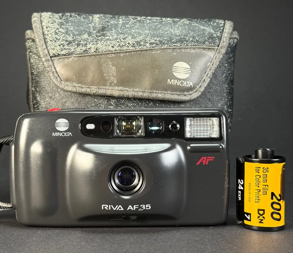 Minolta Riva AF 35 point and shoot film camera - Image 1