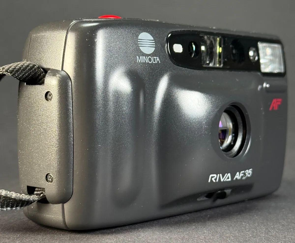 Minolta Riva AF 35 point and shoot film camera - Image 3