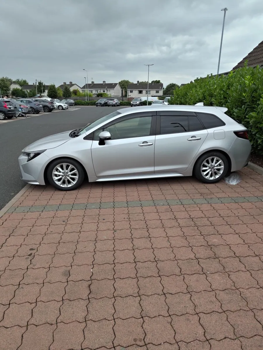 Toyota Corolla - Image 4