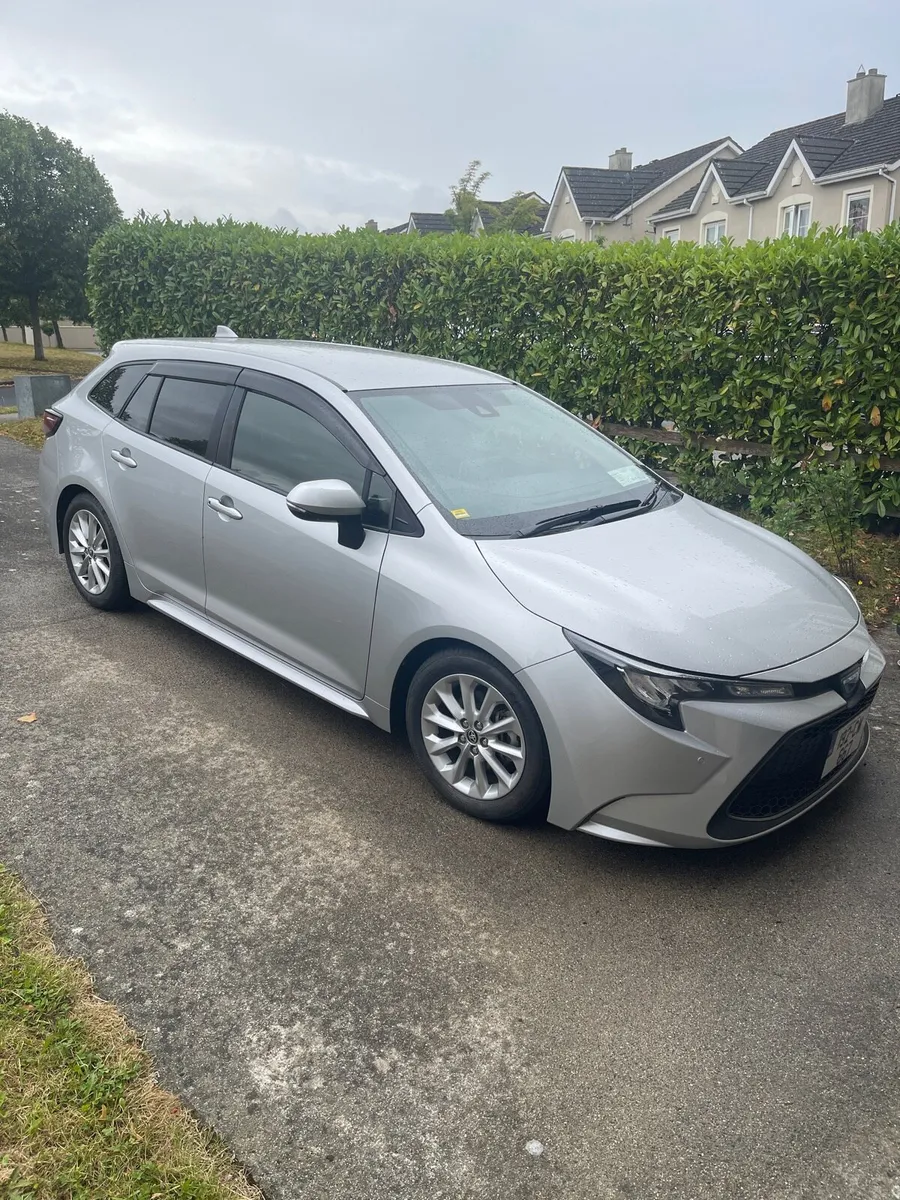 Toyota Corolla - Image 2