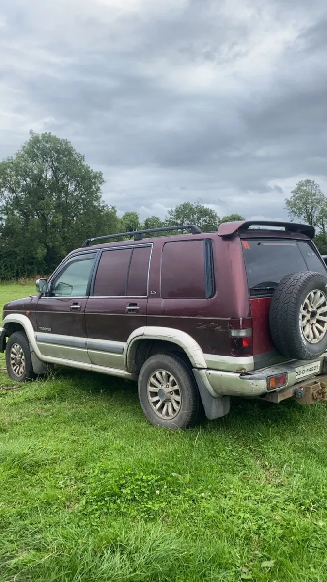 Isuzu trooper - Image 2