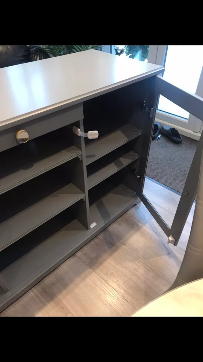 Grey sideboard with glass doors - Image 3