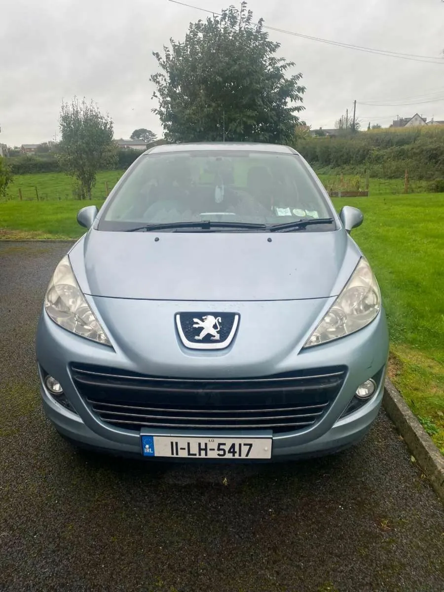 Peugeot 207 2011 - Image 1