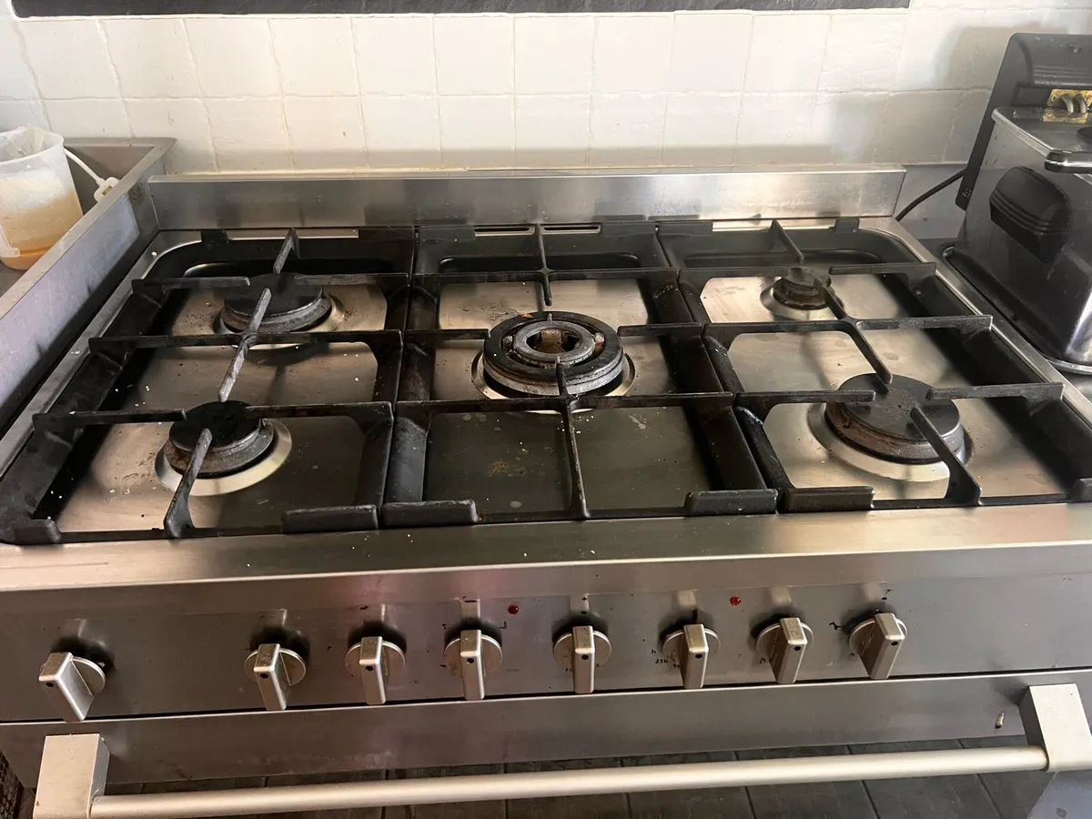 Range cooker - Image 2