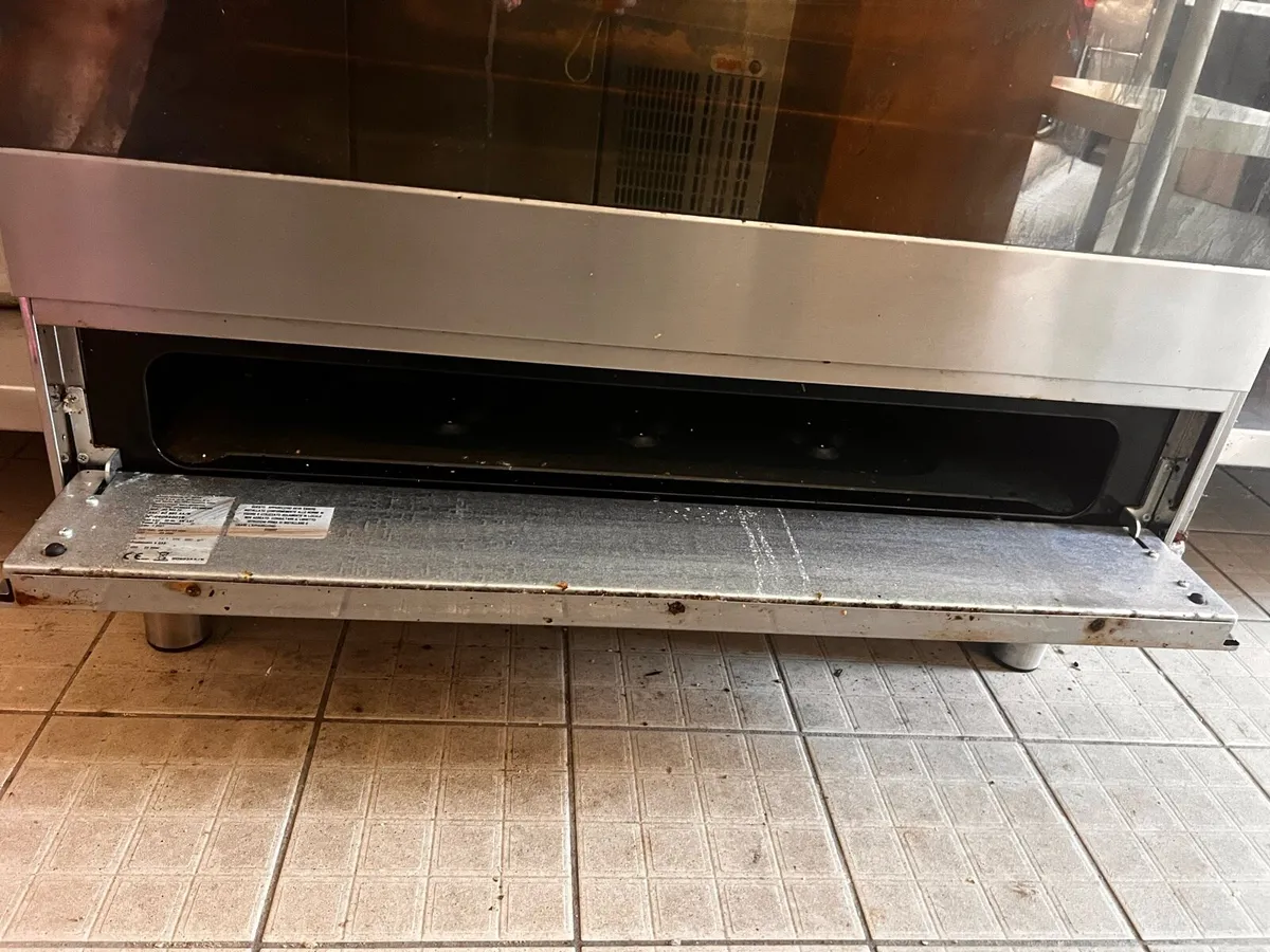 Range cooker - Image 4