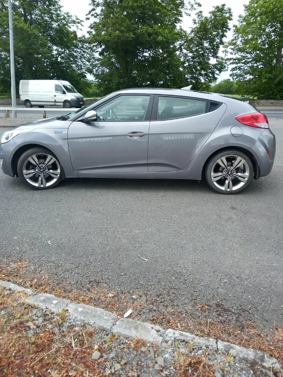 Hyundai Veloster 2014 - Image 1