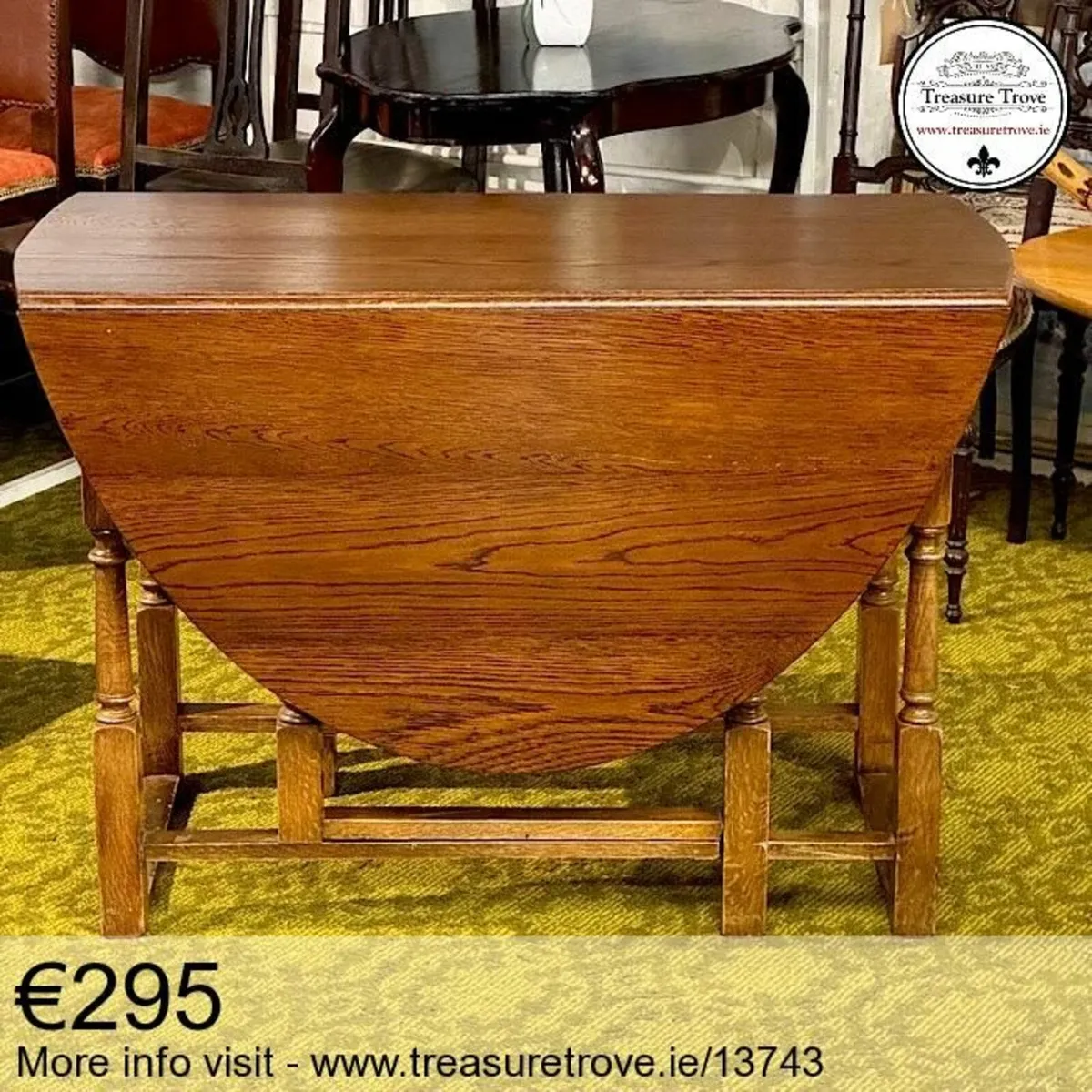 Antique and vintage drop leaf dining tables - Image 1