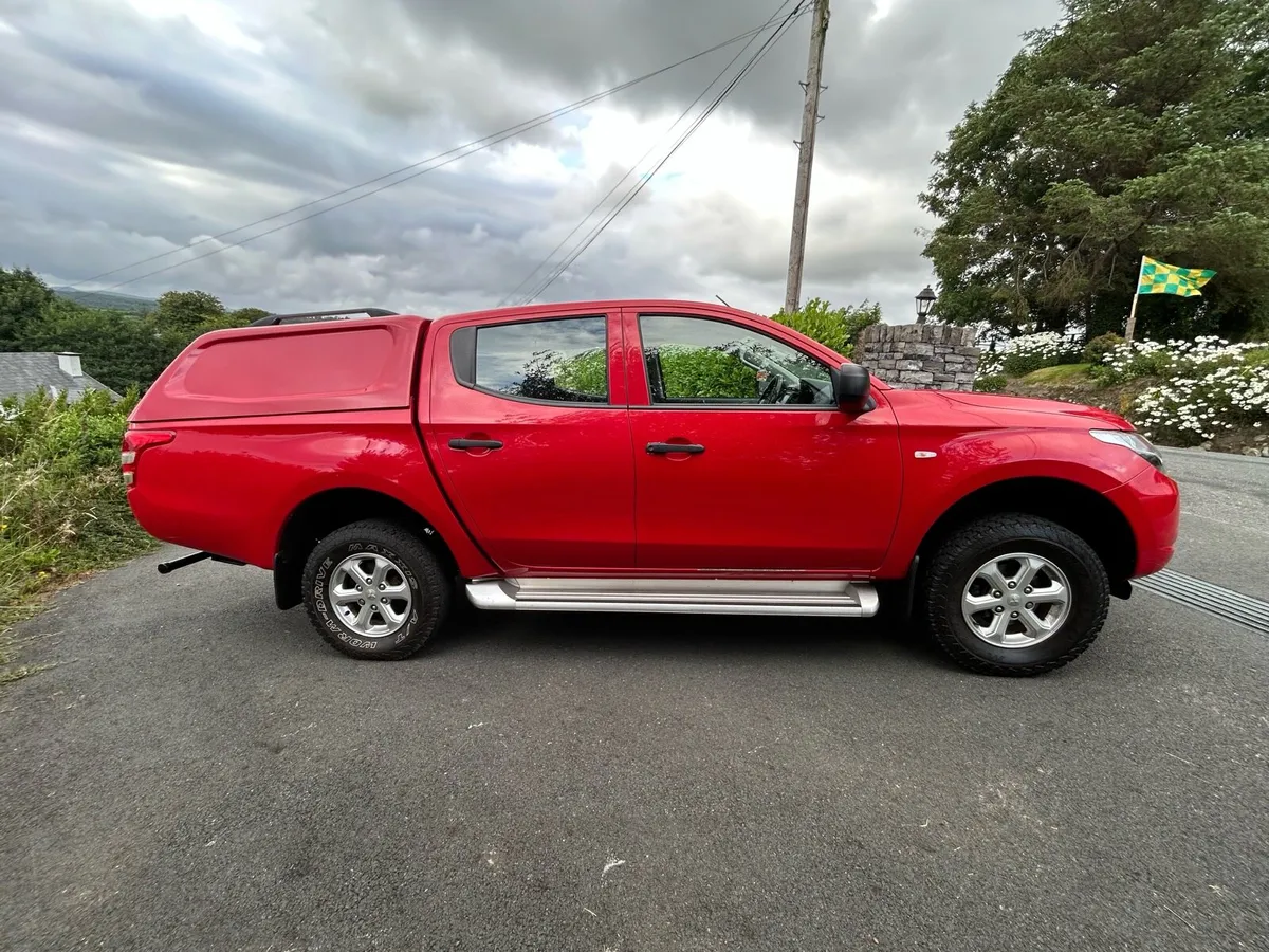 2018 Mitsubishi L200 Crew Cab 4wd - Image 2