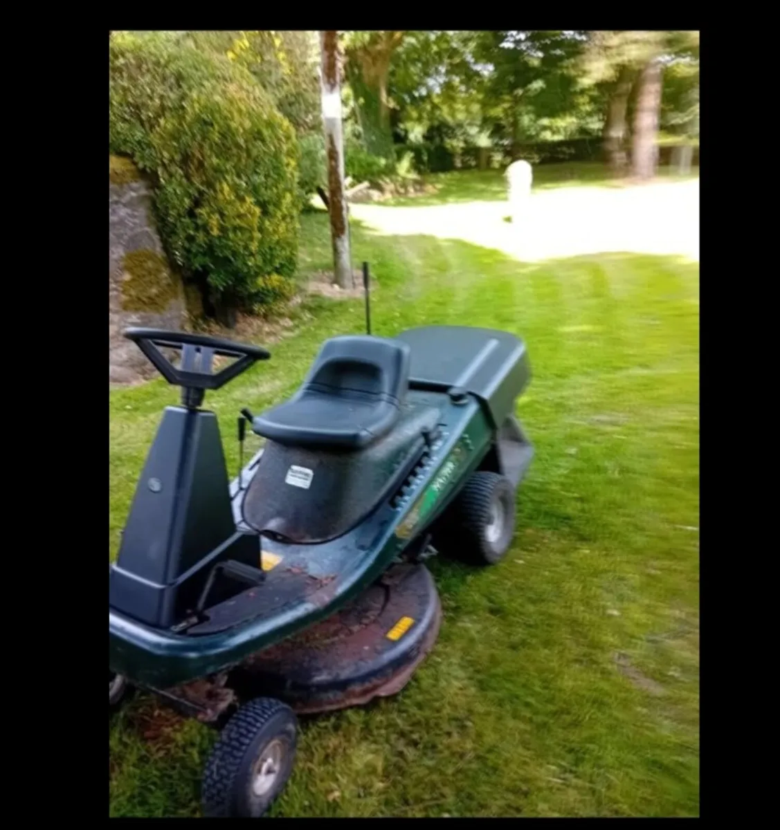 Ride on mower - Image 2