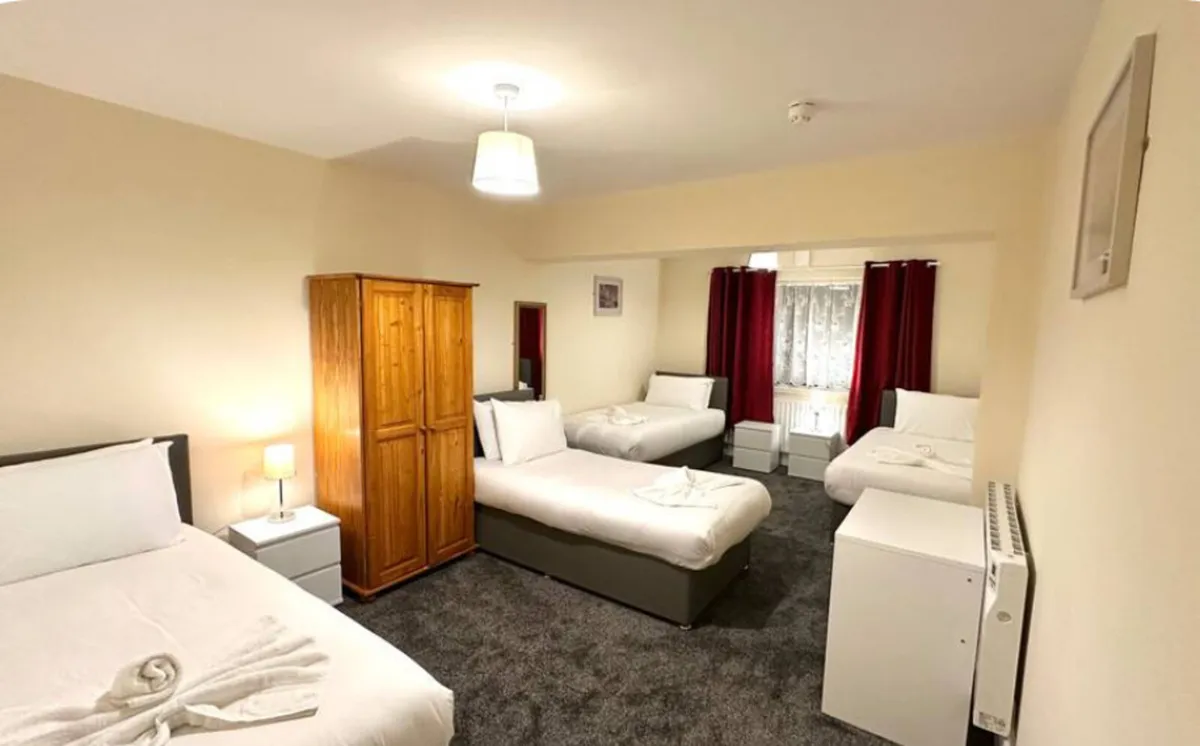Galway Races Accomodation - Image 1