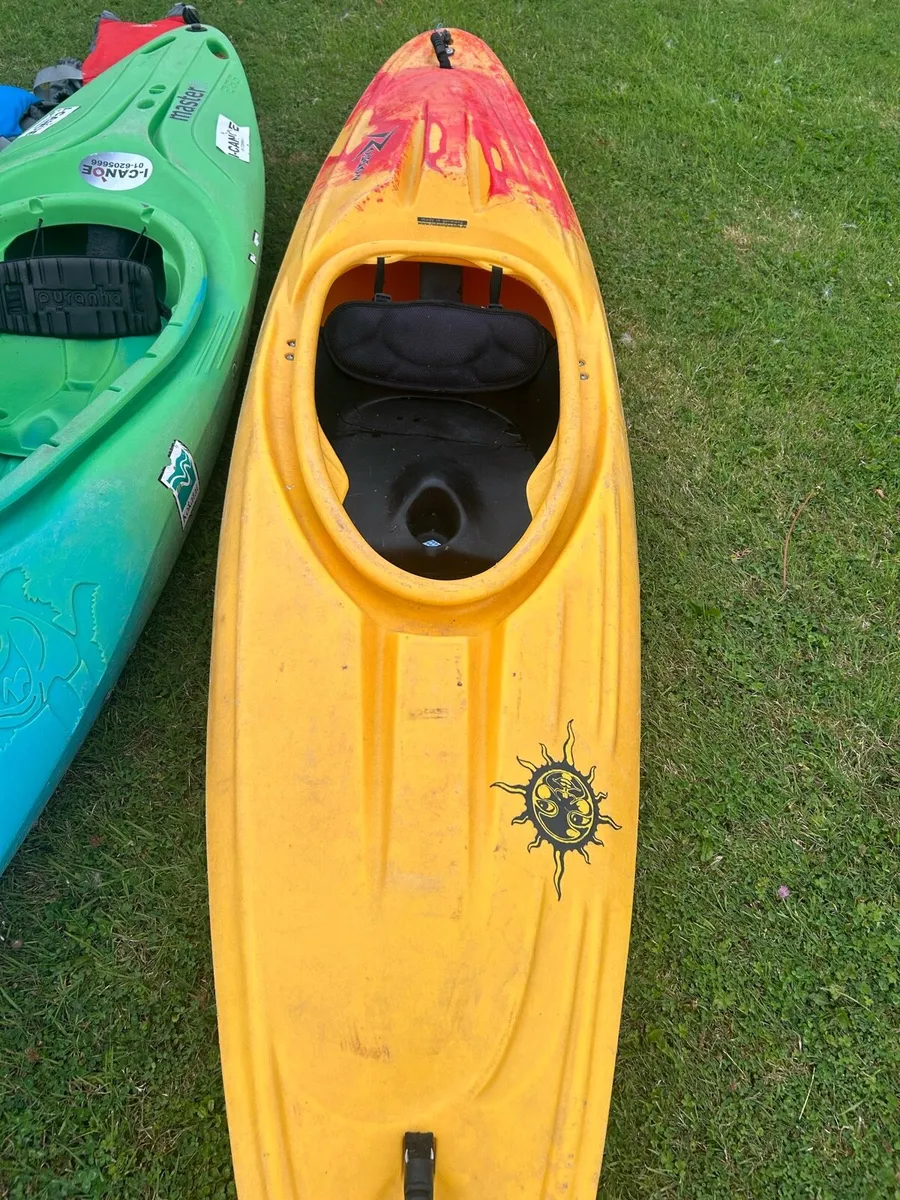 2 Kayaks + Spraydecks + Lifejackets - Image 2
