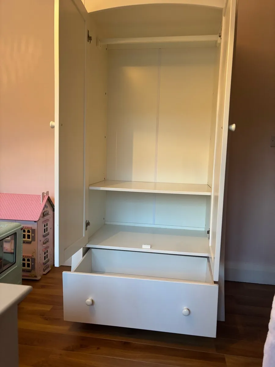 Mamas and papas mia white wardrobe - Image 4