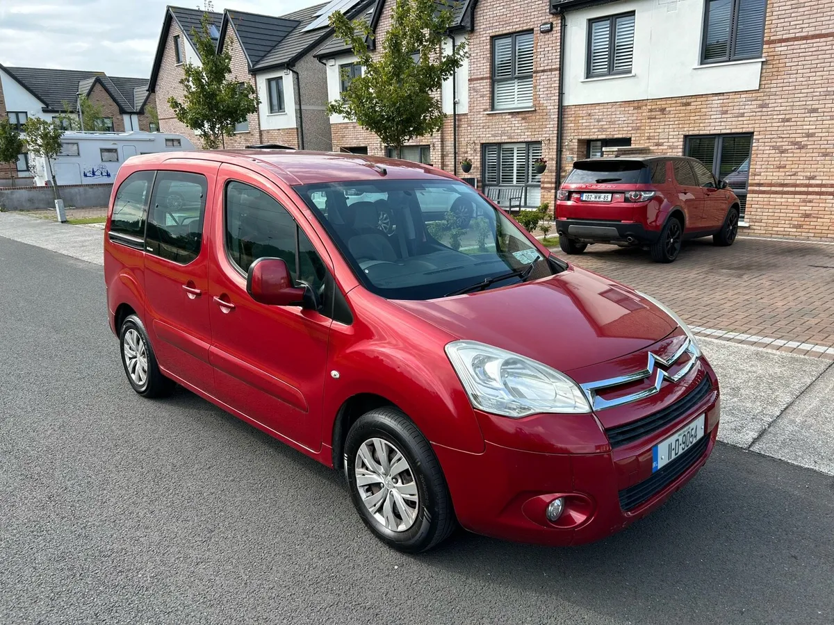 11 CITROEN BERLINGO VTR €2,950 - Image 1