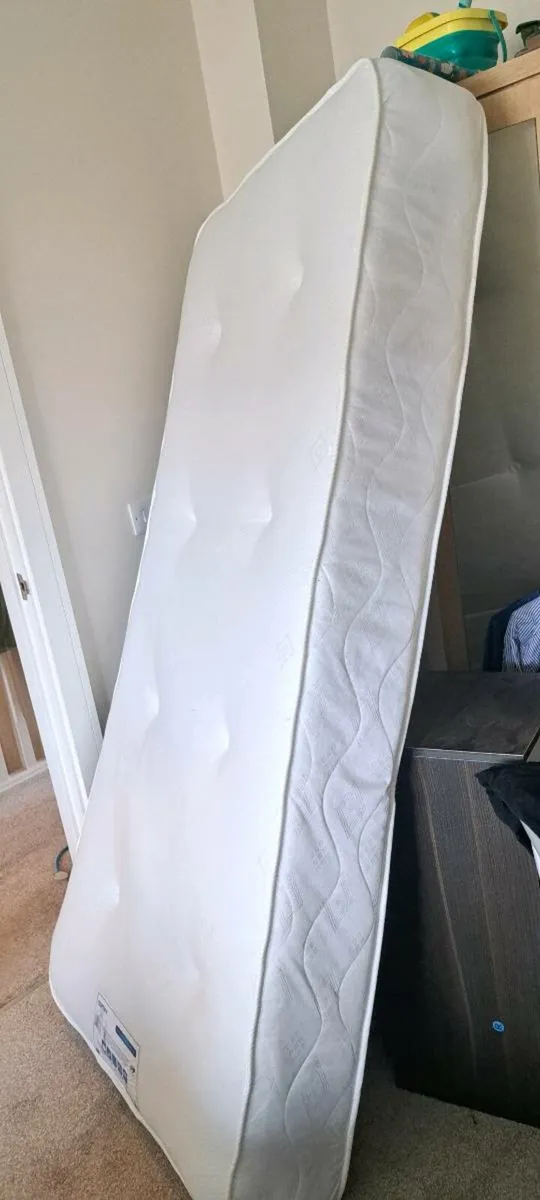 Single Mattress with Grey Divan Base - Image 3