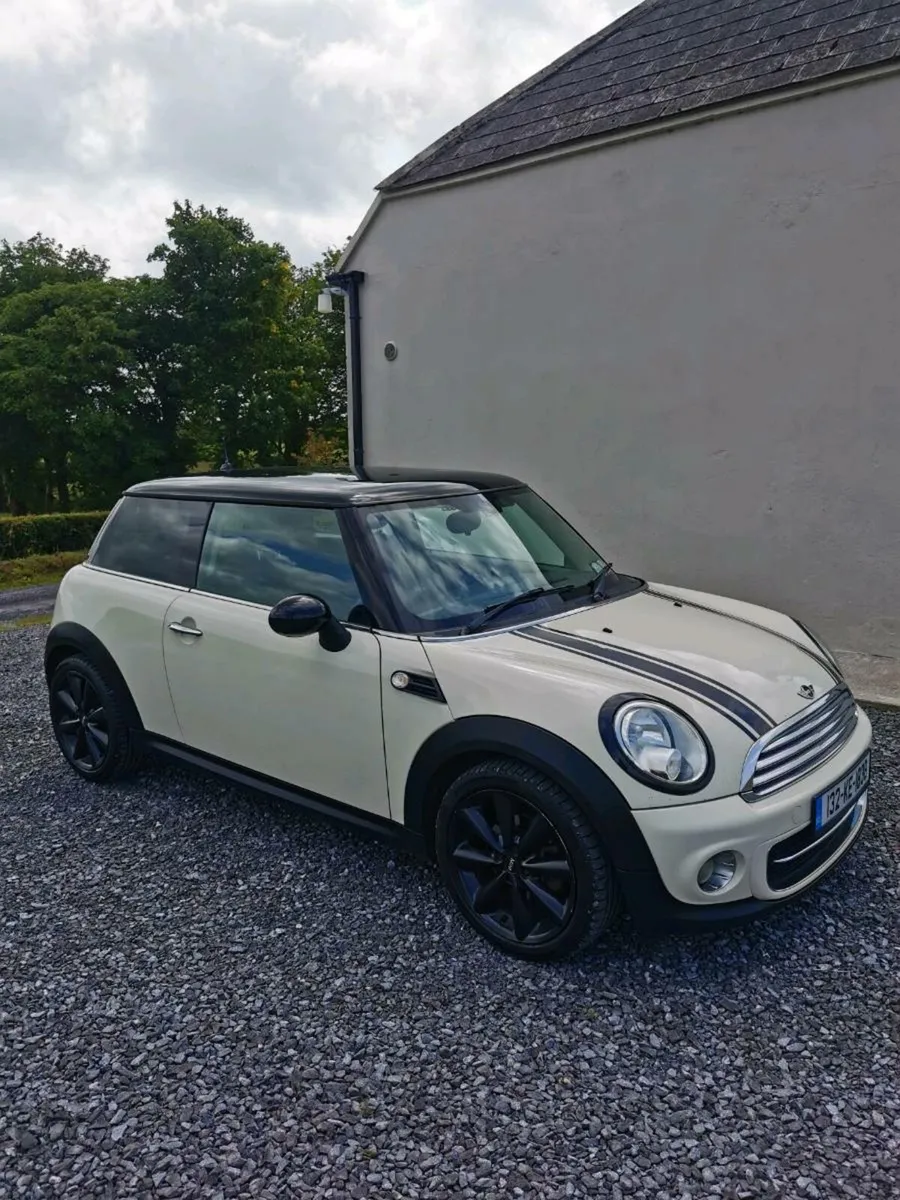 Mini Cooper D, 2013 Diesel - Image 1
