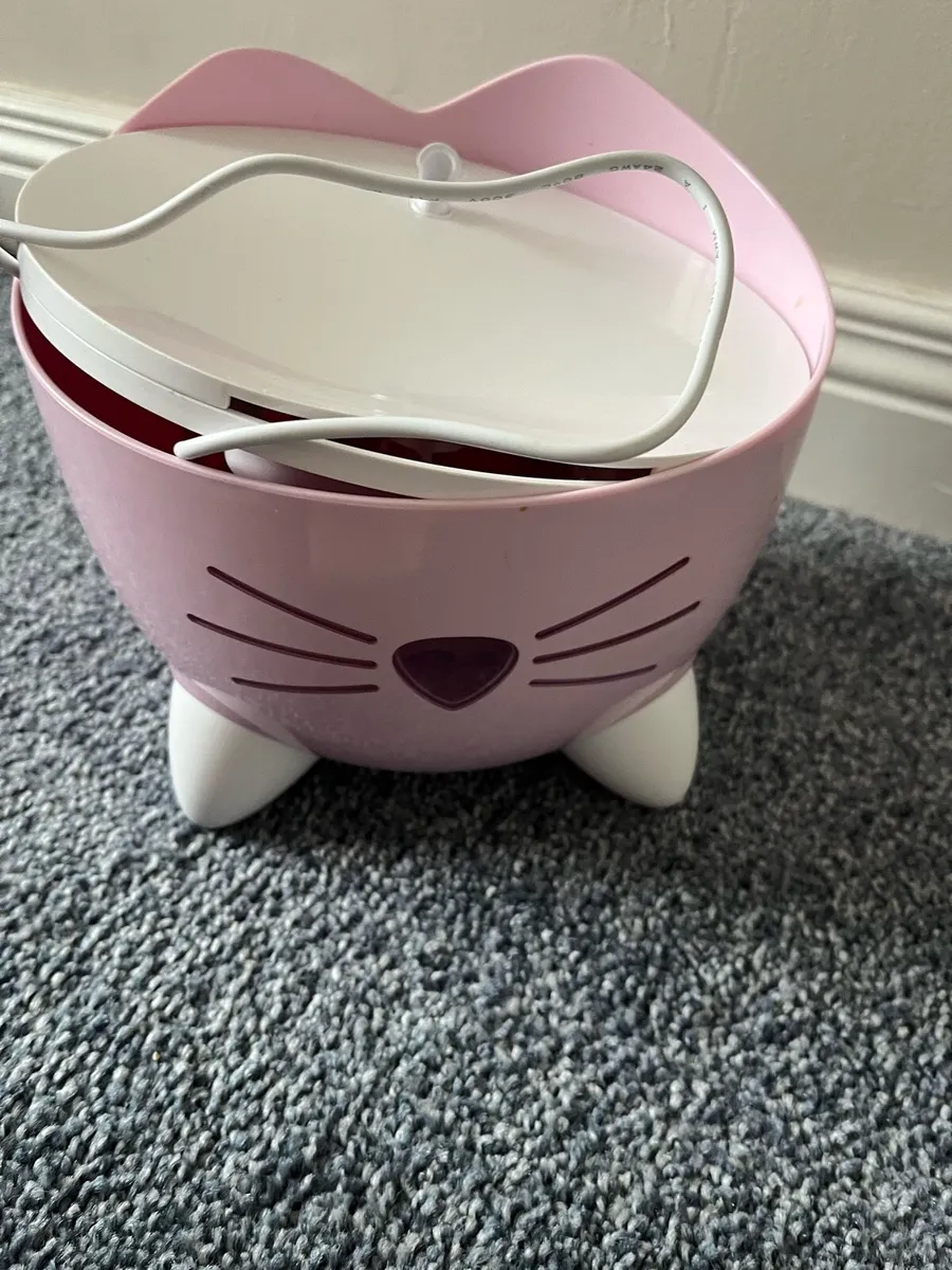 Cat water fountain - Image 2