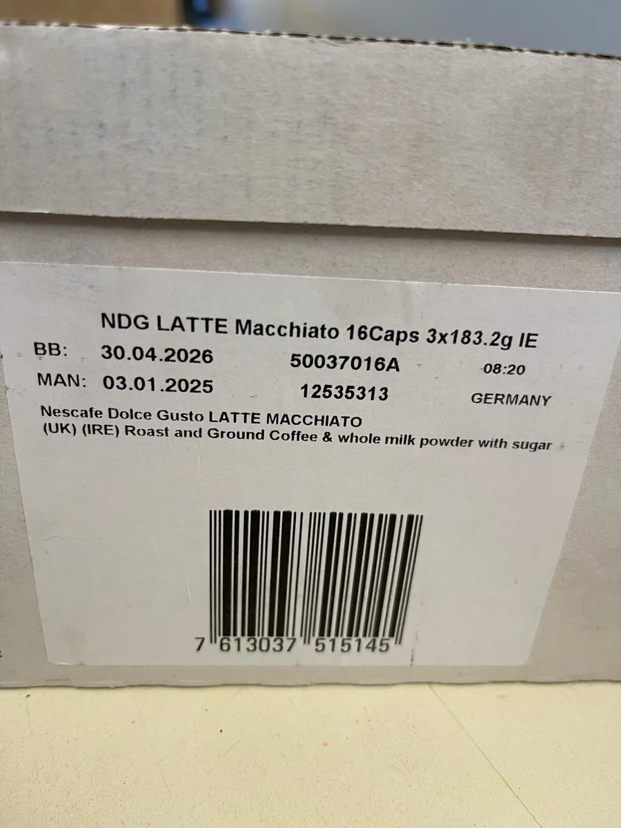 Nescafé Dolce Gusto coffee machine and pods: - Image 4