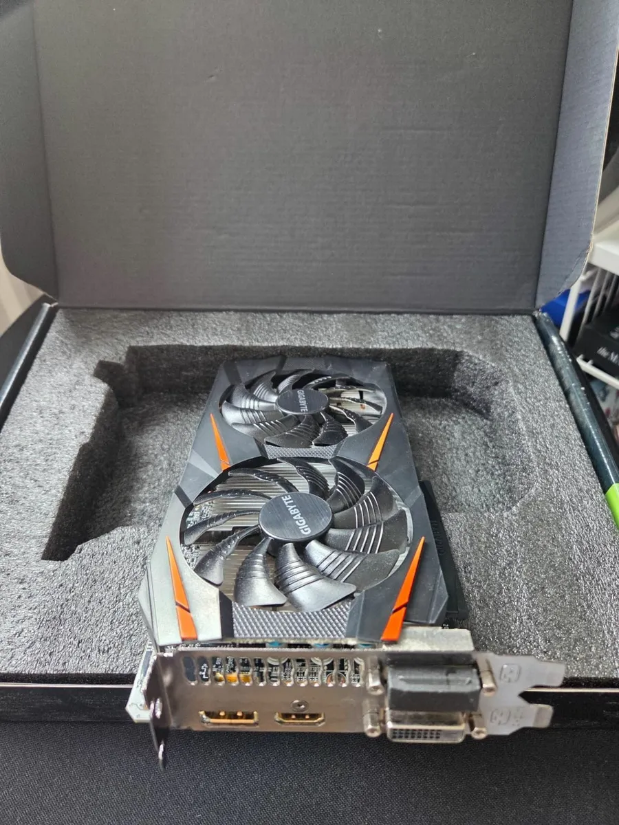 Gigabyte Graphics card - Image 3
