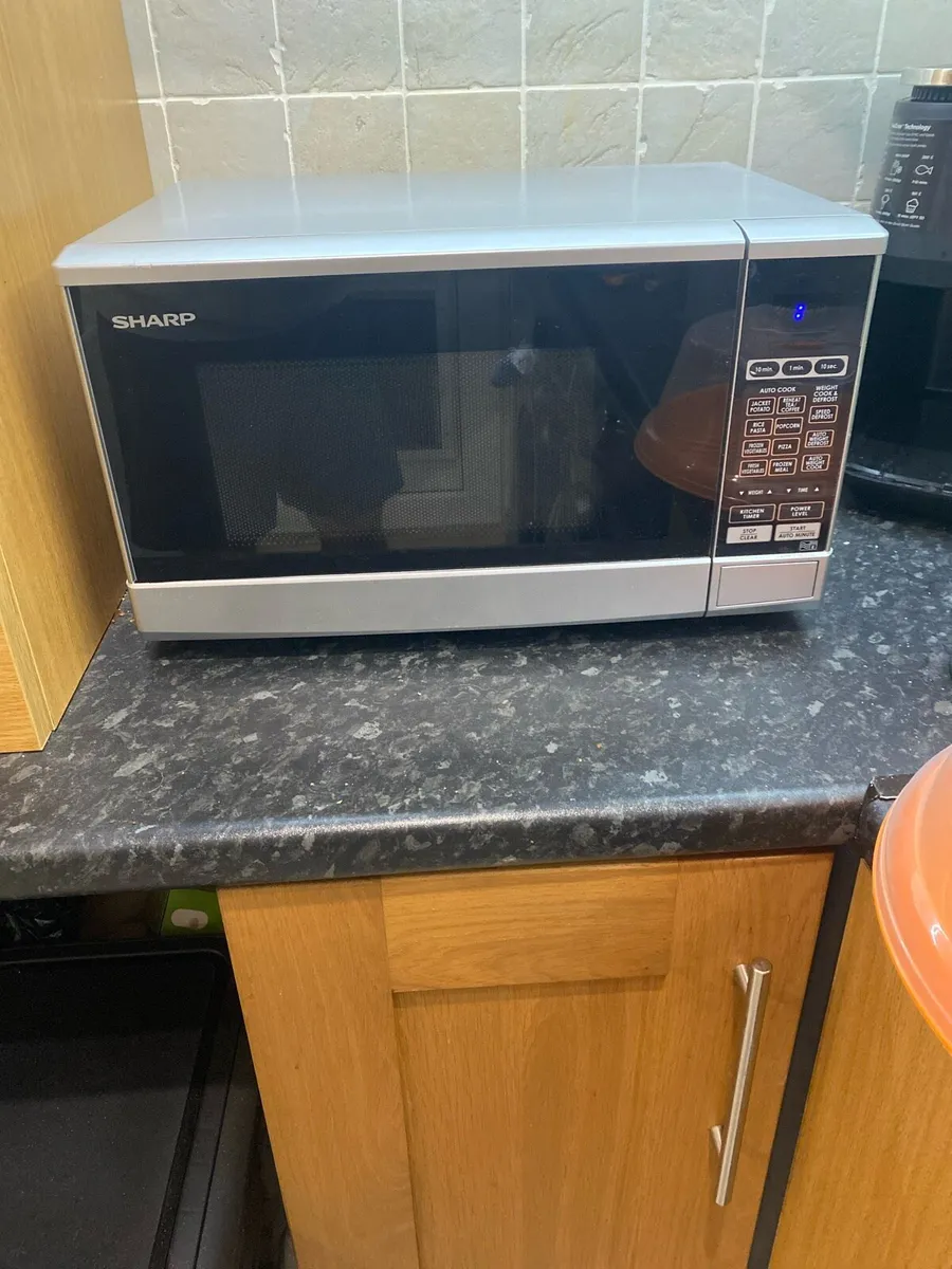 Microwave - Image 1