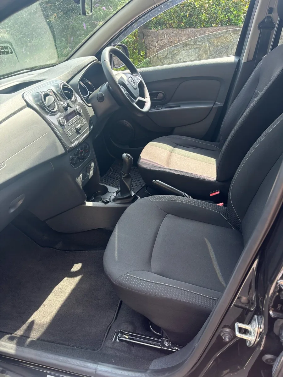 181 Dacia Sandero - Image 4