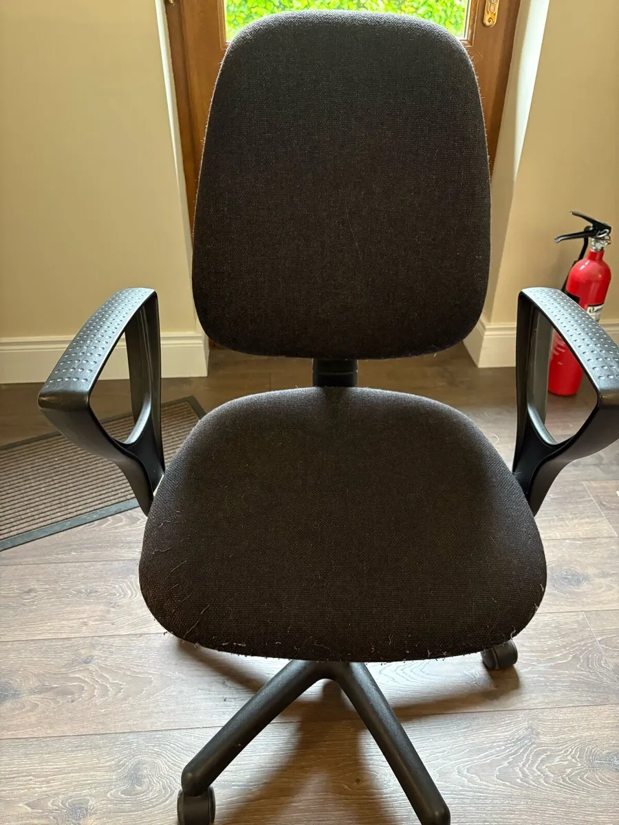 Two office swivel chair - Image 1