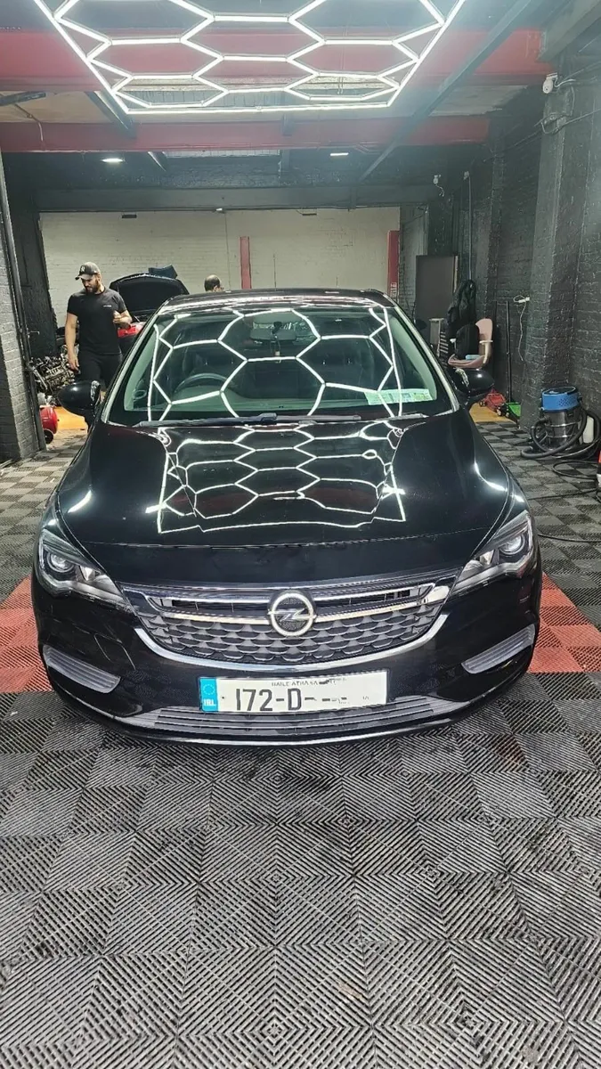 Opel Astra 2017 - Image 3