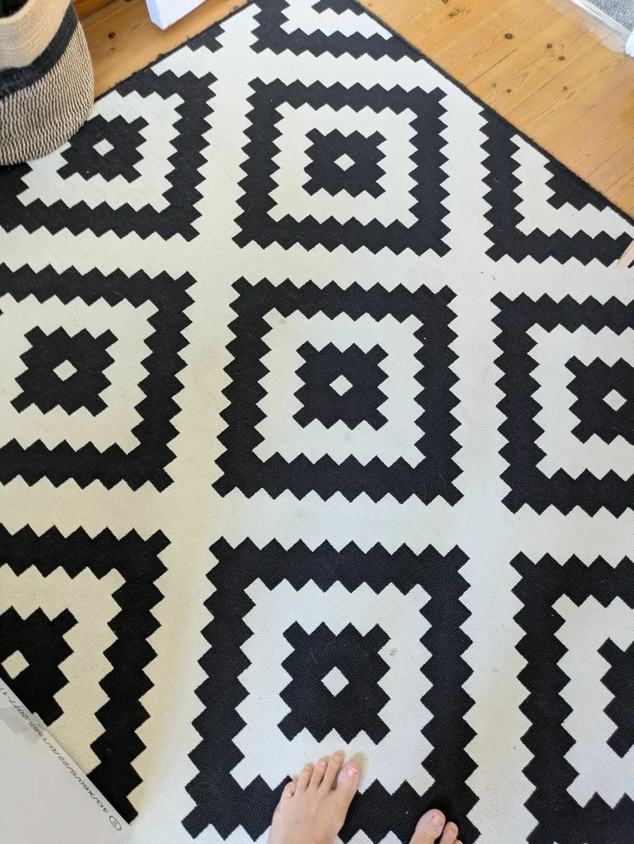 Carpet - Image 2