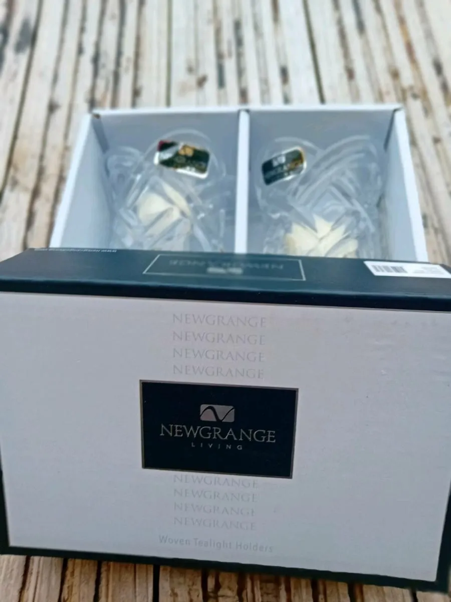 Newgrange woven tealight holders - Image 1