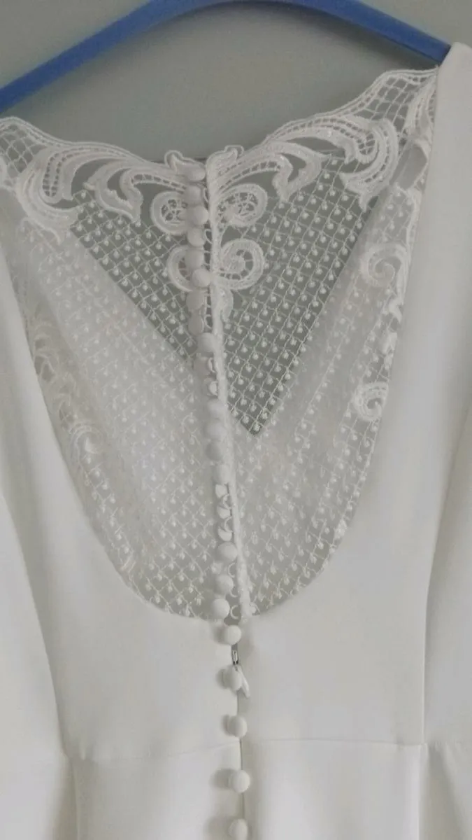 Wedding dress - Image 4
