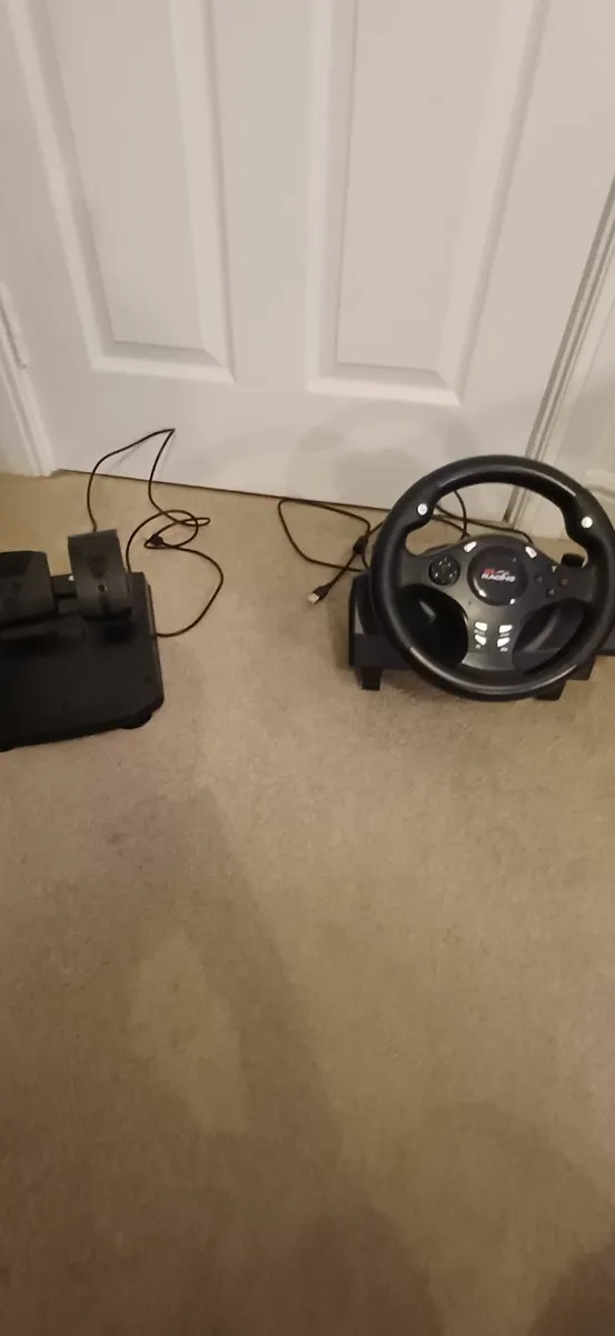 XR Racing Steering  Wheel & Pedals - Image 2