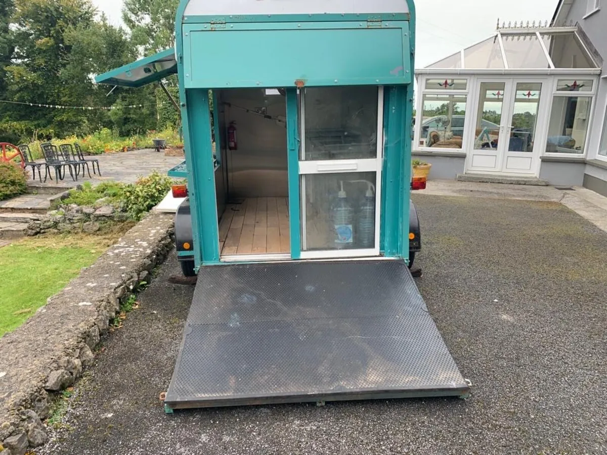 Coffee Trailer - Image 4