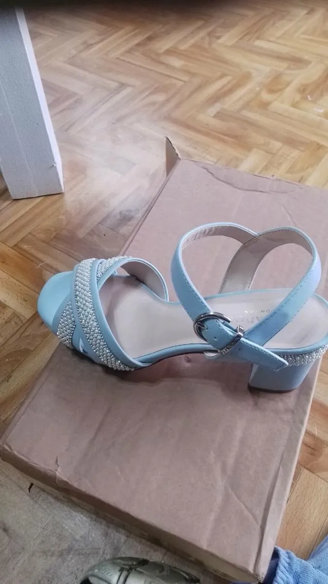 Sandals - Image 2