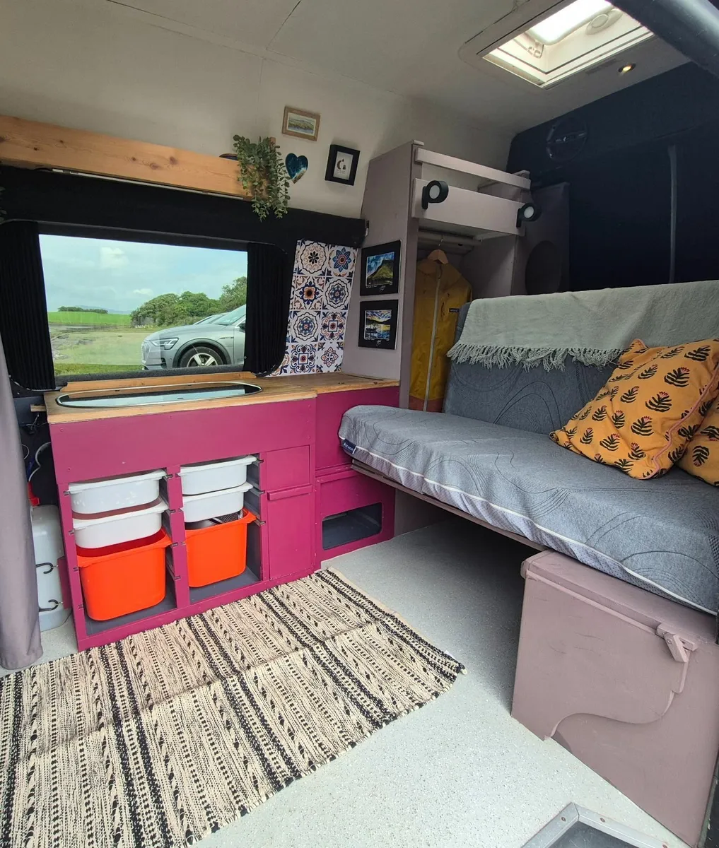Volkswagen Transporter Campervan- Taxed and Tested - Image 2