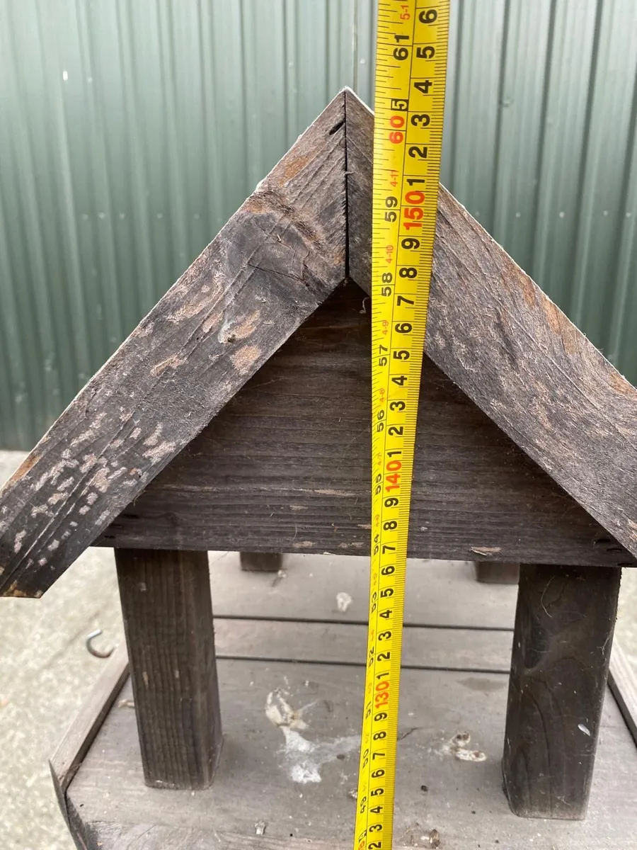 Bird feeding table - Image 2