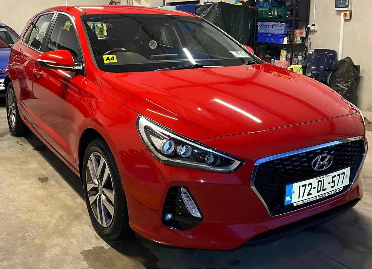 Hyundai i30 Delux Plus - Image 1