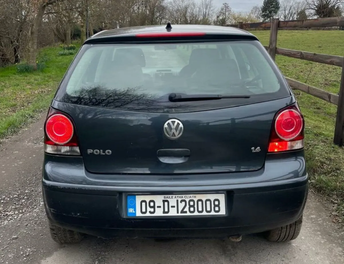 Volkswagen Polo 2009 - Image 4