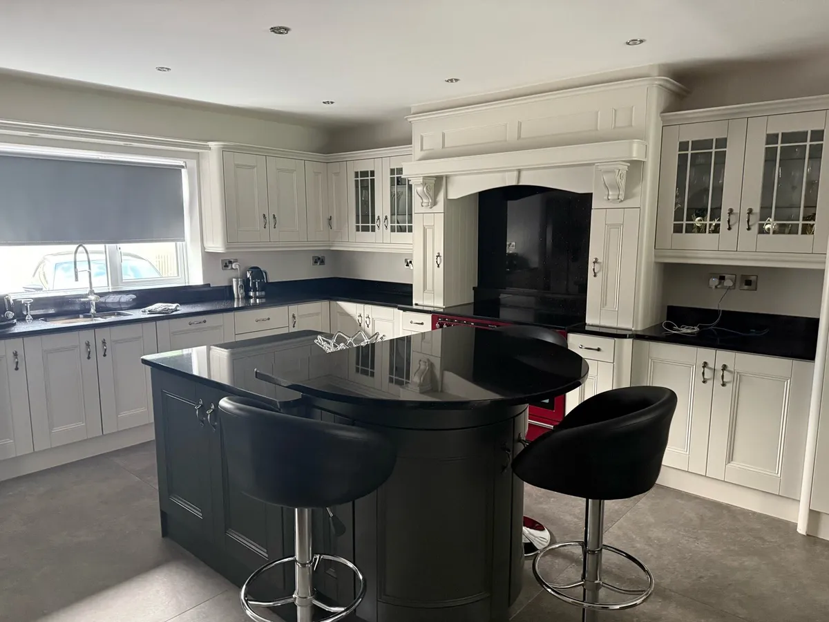 Kitchen for Sale - Image 1