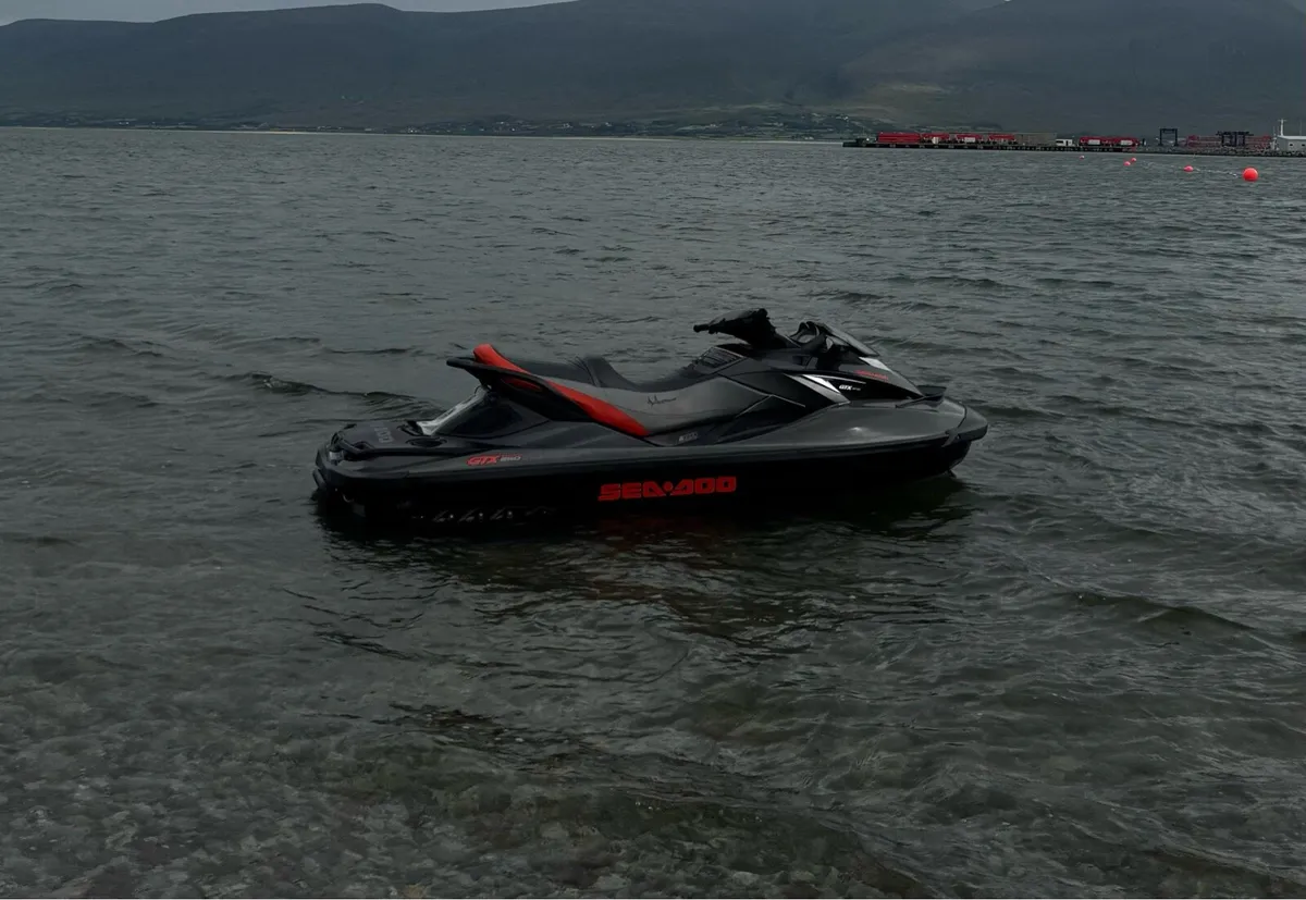 ⚫️Sea doo GTX 260 LOW HOURS ⚫️ - Image 4