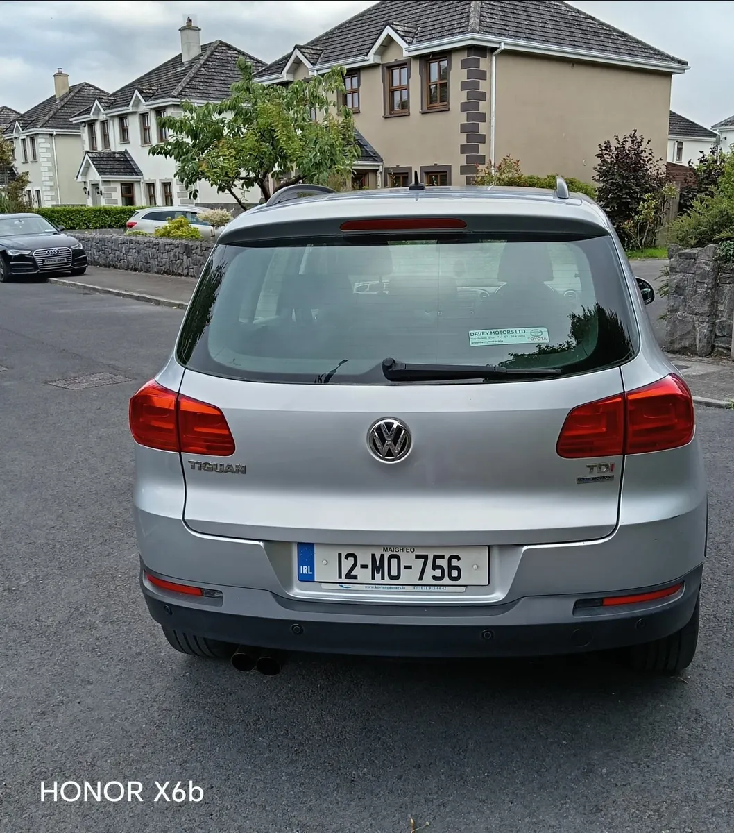 Volkswagen Tiguan 2012 - Image 3