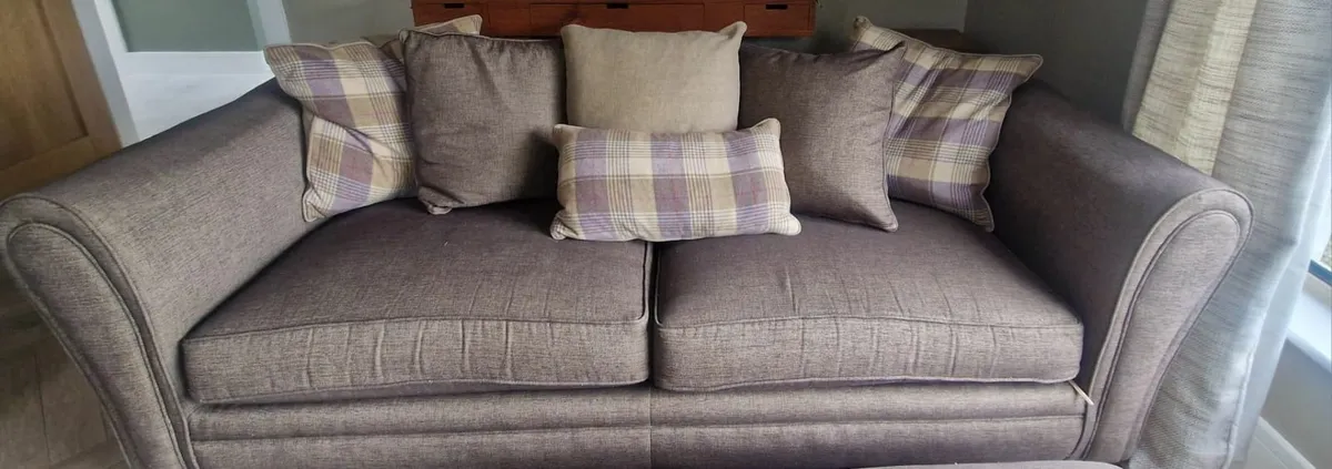 2 x Couches and foot stool for sale €800 in total - Image 3