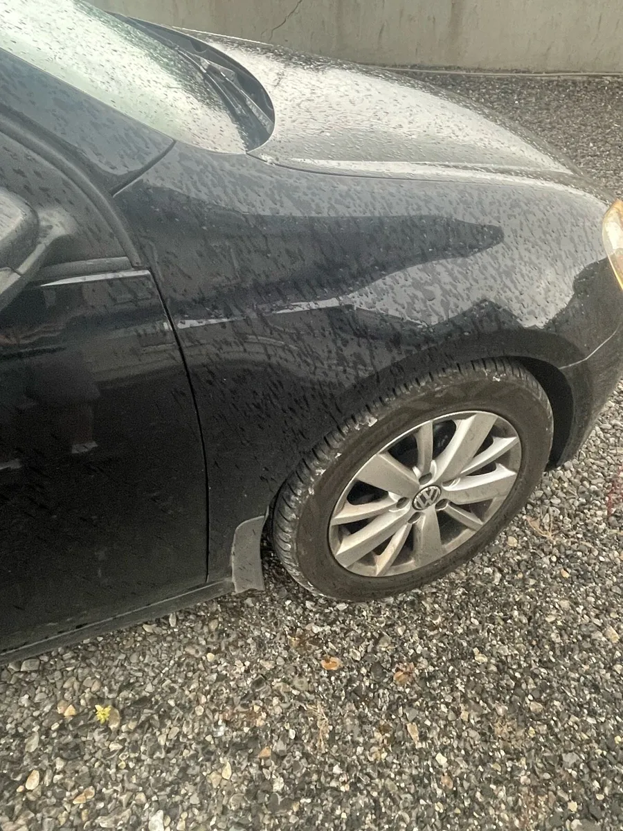 Volkswagen Golf - Image 1