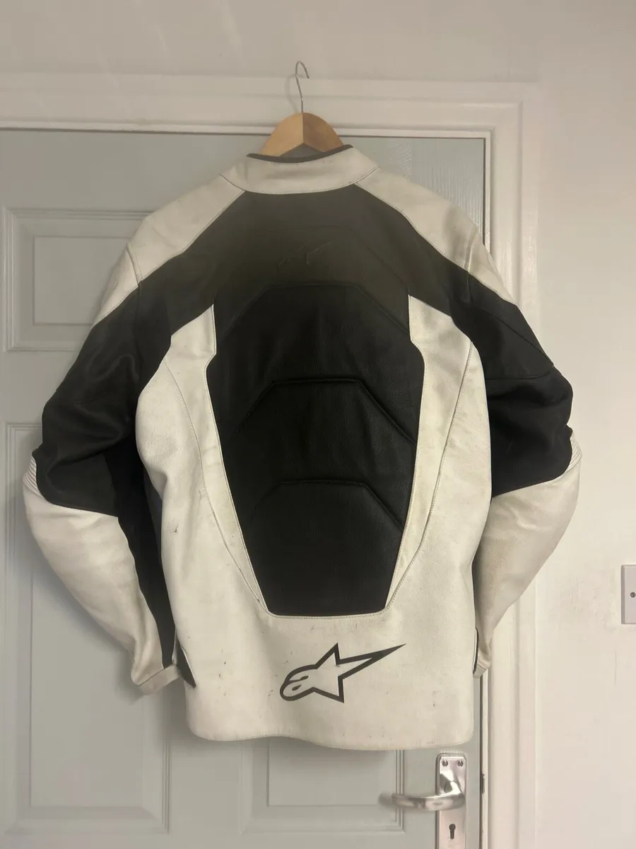 Agv helmets +Alpinestars jacket - Image 3