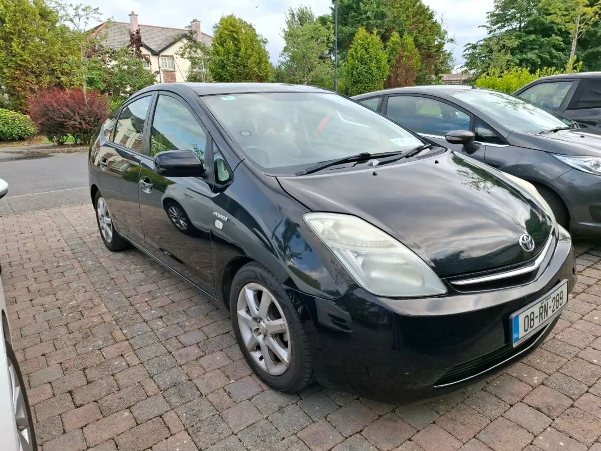 Toyota Prius - Image 1