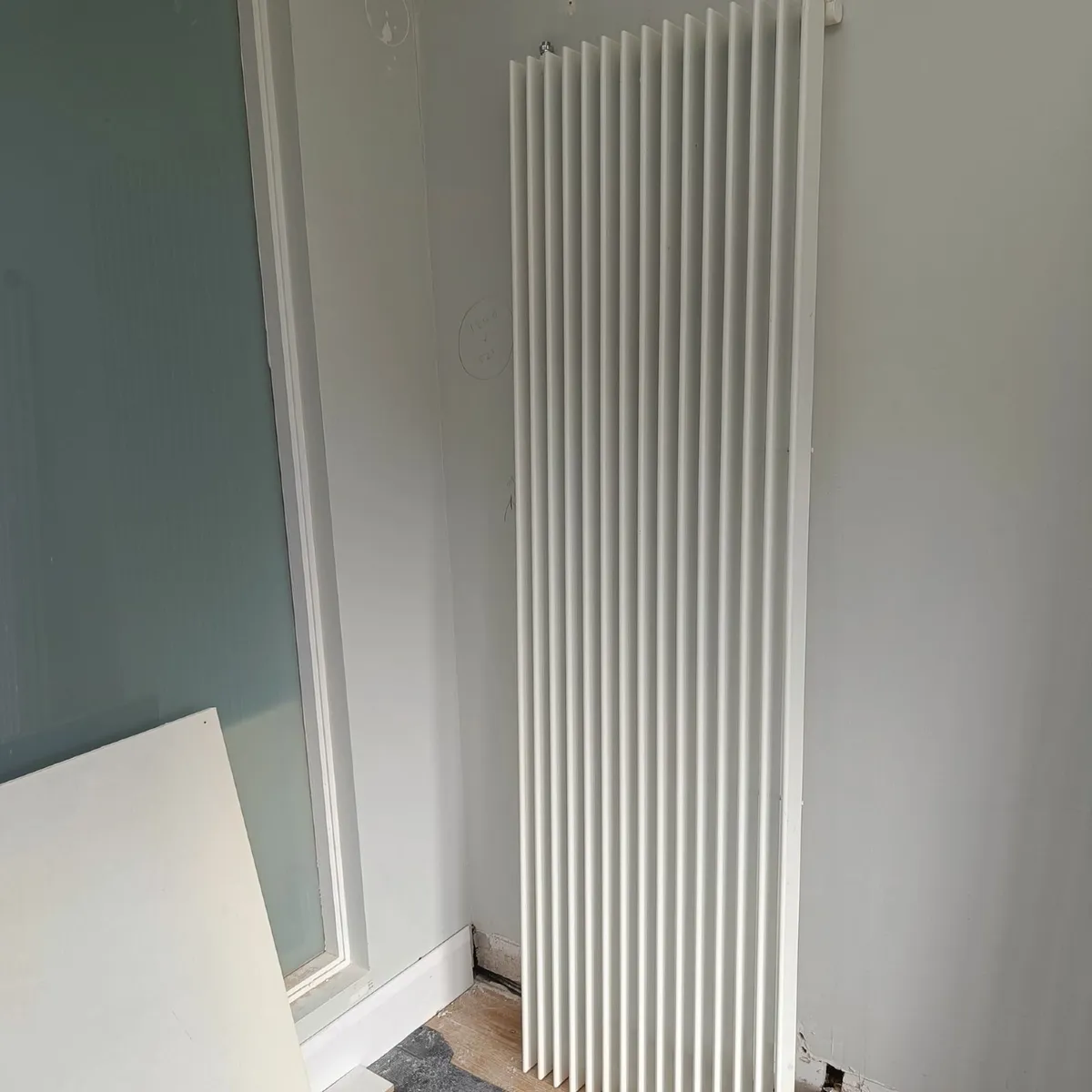 Vertical Radiator for sale - Image 3