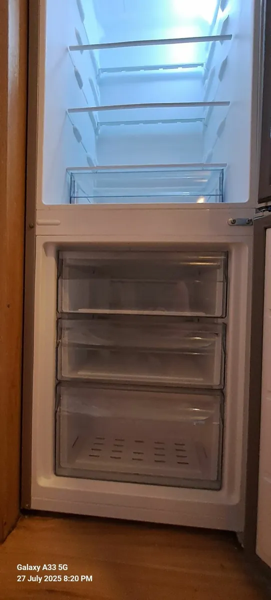 Normende Fridge Freezer - Image 3