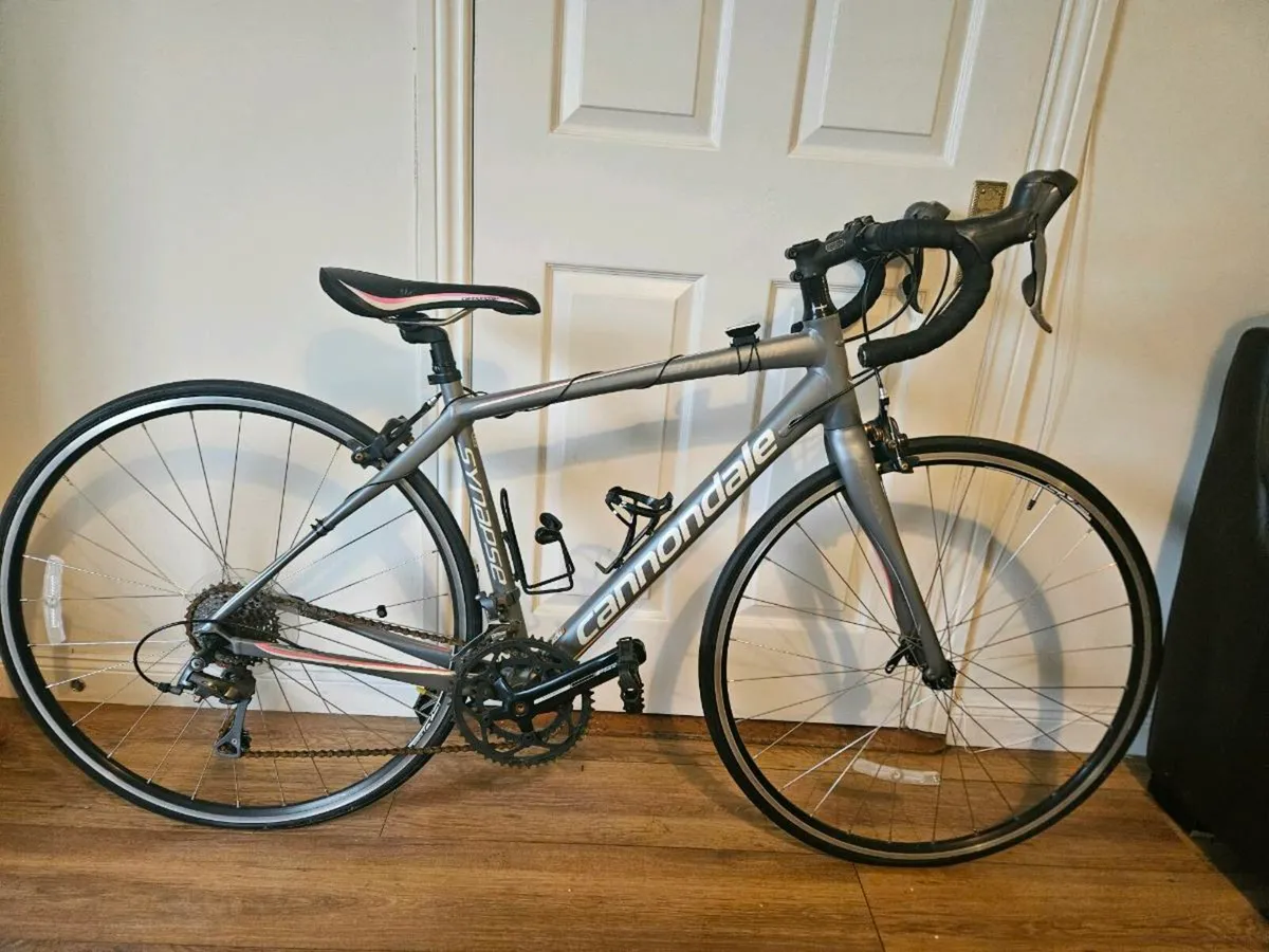 Cannondale Synapse Women's road bike - Image 1