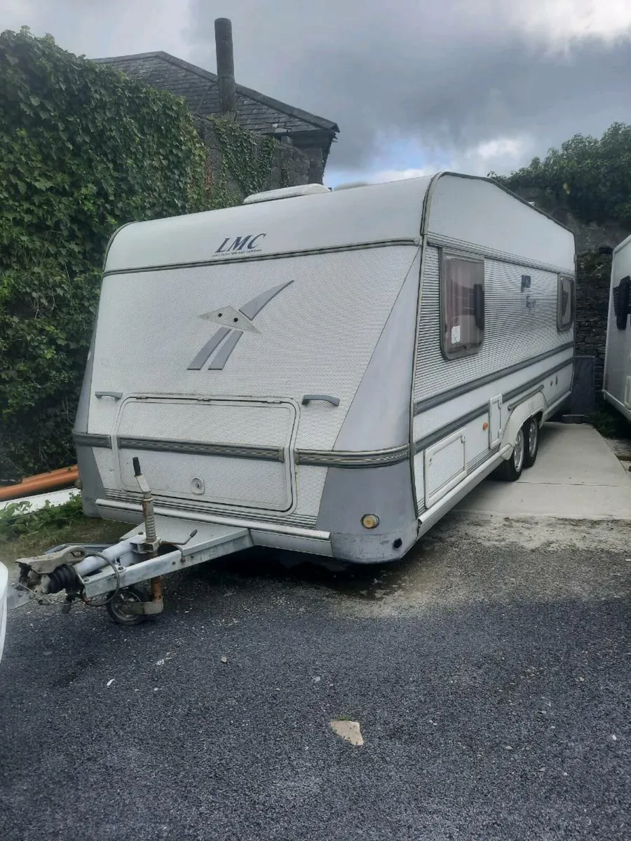 Caravan - Image 1